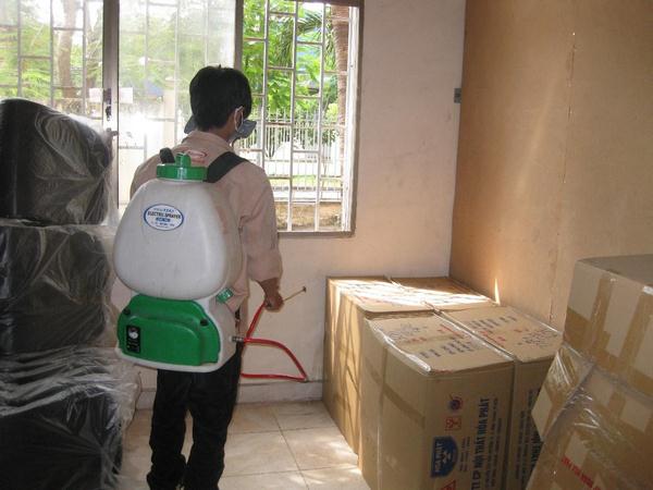 su-dung-thuoc-diet-moi-the-nao-la-an-toan