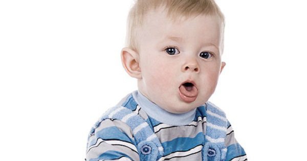 thuốc kháng sinh trị ho sổ mũi cho bé